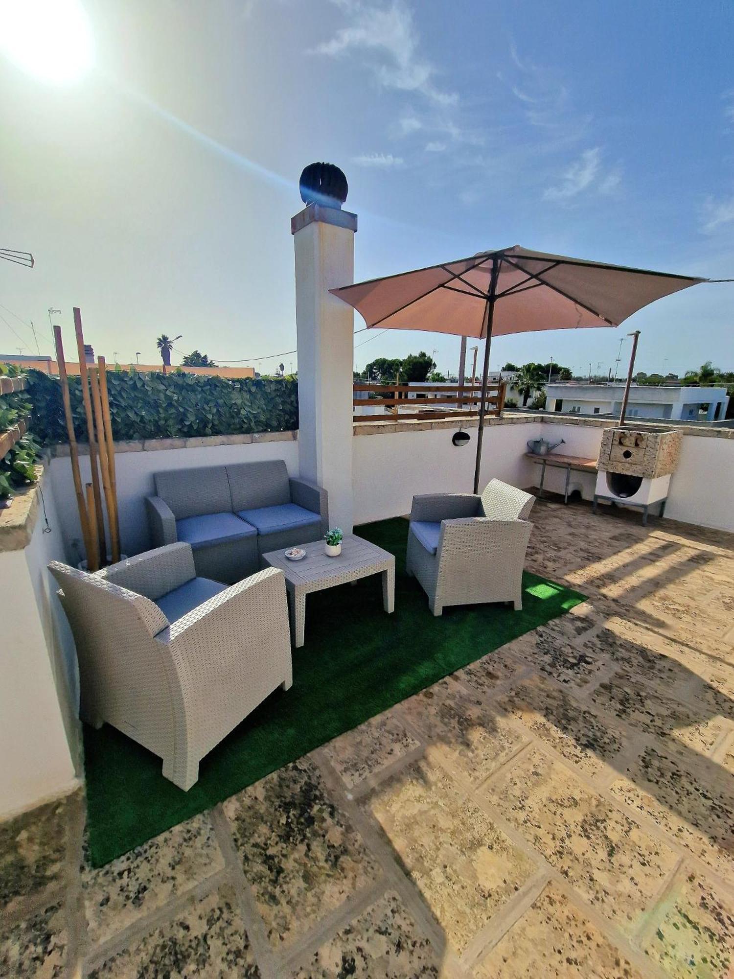 La Terrazza Dei Nonni Apartment Torre Specchia Ruggeri Exterior photo